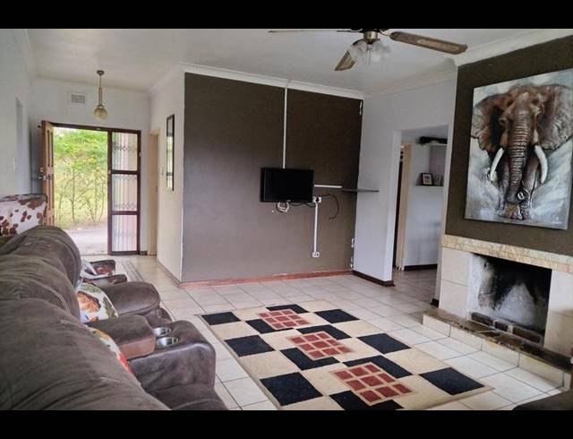 3 BEDROOM HOUSE FOR SALE IN FARNINGHAM RIDGE